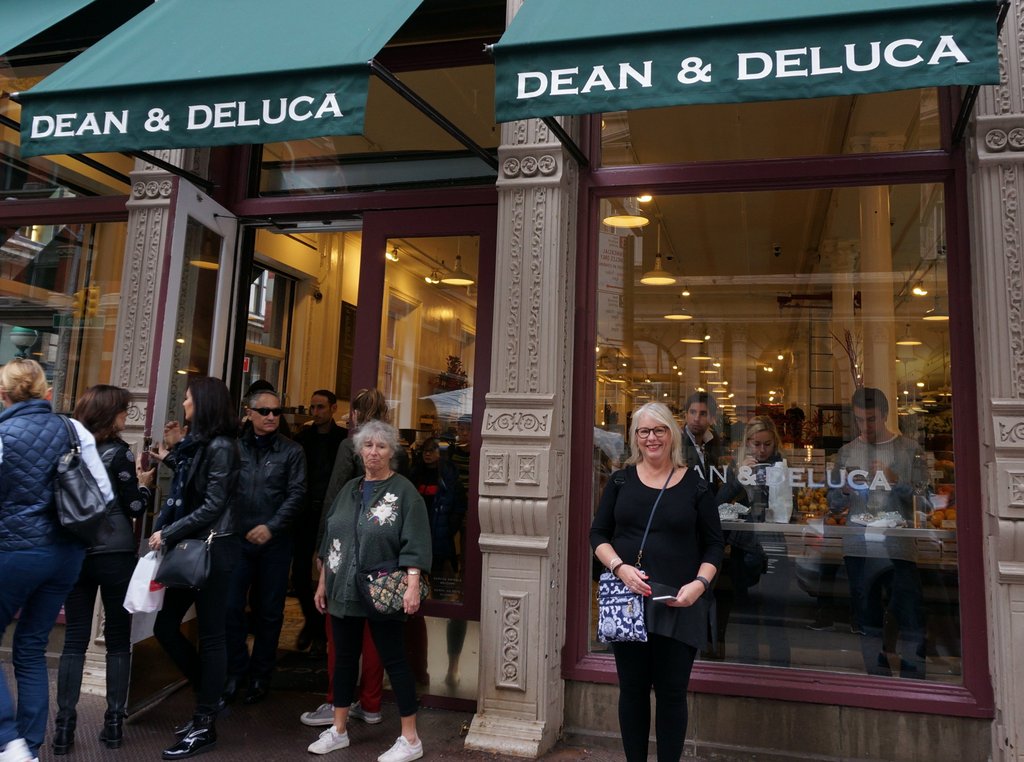 Outside Dean & Deluca in Broadway.