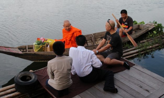 Counting My Blessings in Thailand –  a Thai Monk Blessing Ceremony