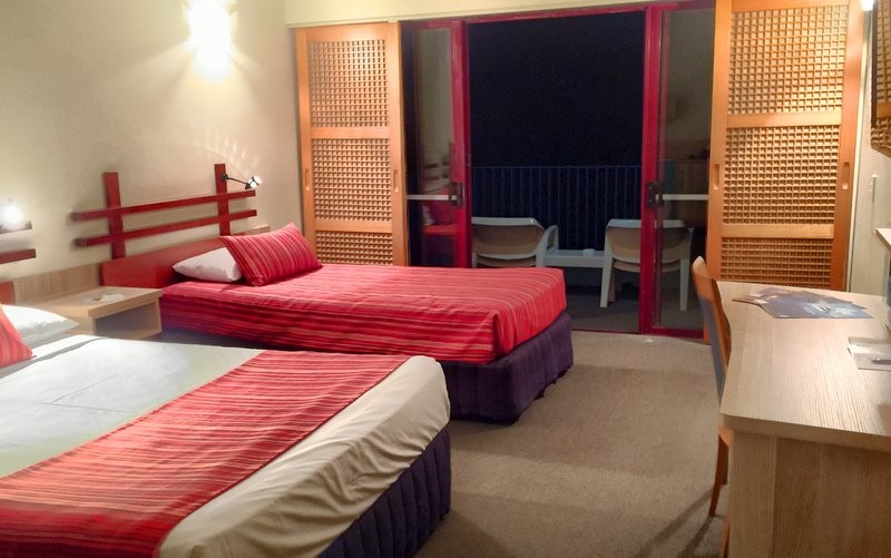 Kingfisher Bay Resort room