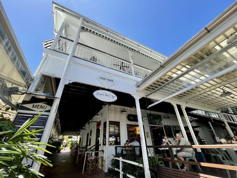 Best restaurants in Port Douglas - Court House Hotel
