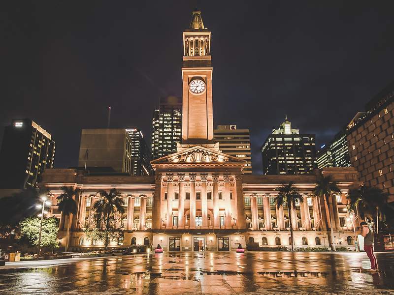 48 hrs in Brisbane with Eli Bell from Boy Swallows Universe Brisbane City Hall. Image Luna Luxe Photography