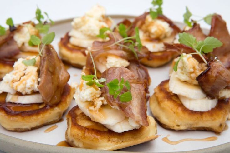 Yummy banana pikelets with maple bacon and ricotta